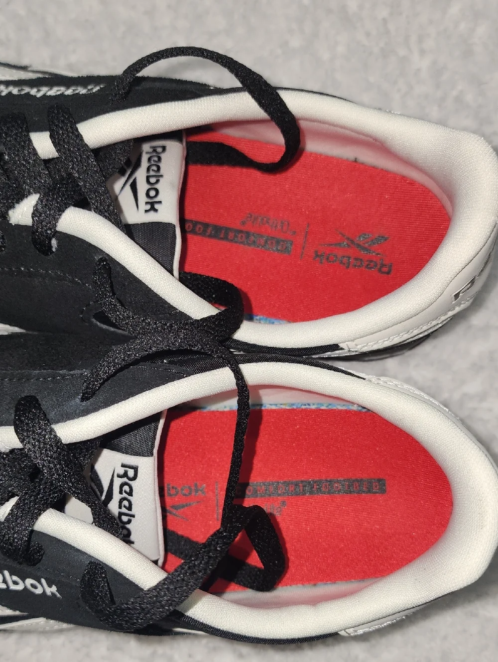Reebok Women's Fiori Lace Up Sneakers
